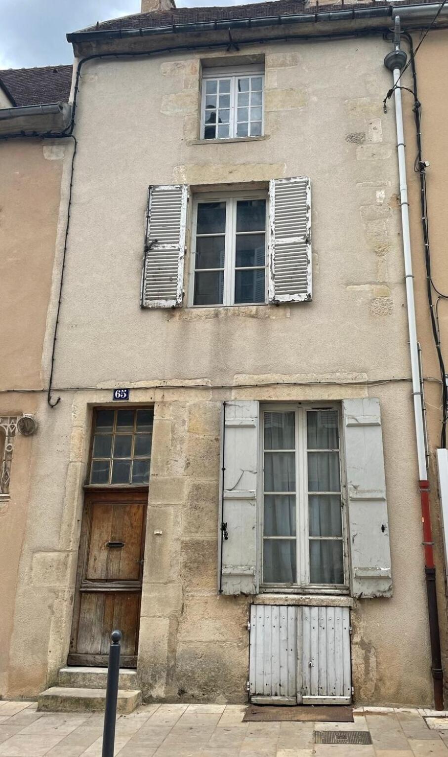 "La Petite Maison" Triplex Au Centre Ville - Les Terres Du Roy Avallon Buitenkant foto