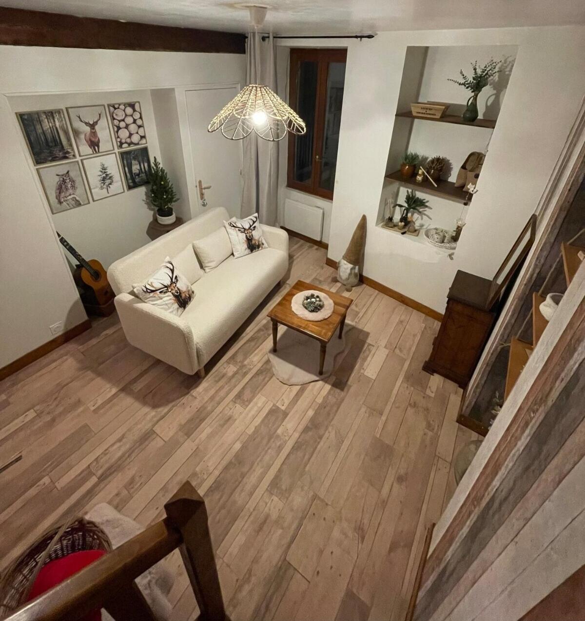 "La Petite Maison" Triplex Au Centre Ville - Les Terres Du Roy Avallon Buitenkant foto